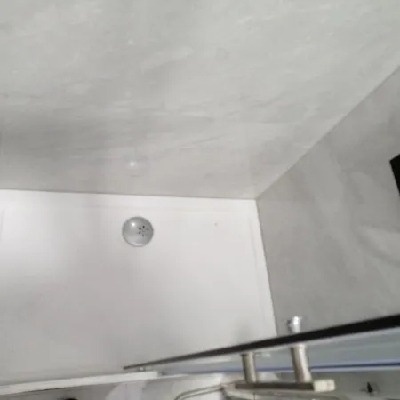 דירה Rose By The & Tennis Courts