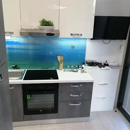 Rose By The & Tennis Courts Apartamento Split