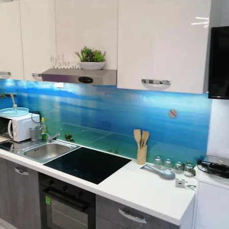 Rose By The & Tennis Courts *