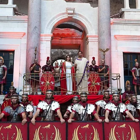 Apartamento Rose By The & Tennis Courts